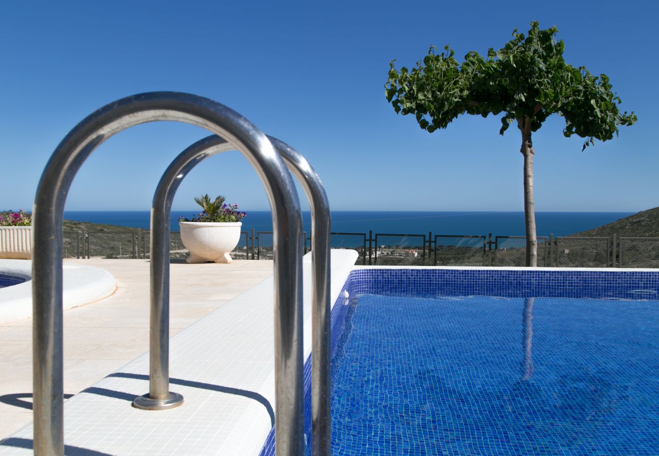 Apartamento en Peñiscola - Luminoso dúplex con VISTAS al MAR en Peñíscola Apartamento en Peñiscola - Luminoso dúplex con VISTAS al MAR en Peñíscola