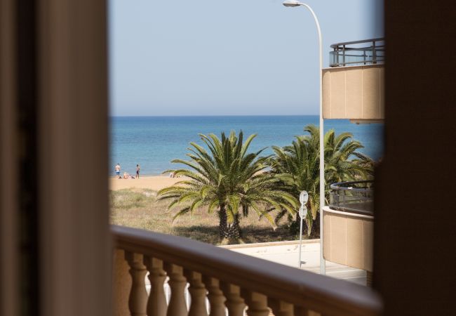 Apartamento en Denia - Dénia FRONT BEACH Apartment Apartamento en Denia - Dénia FRONT BEACH Apartment