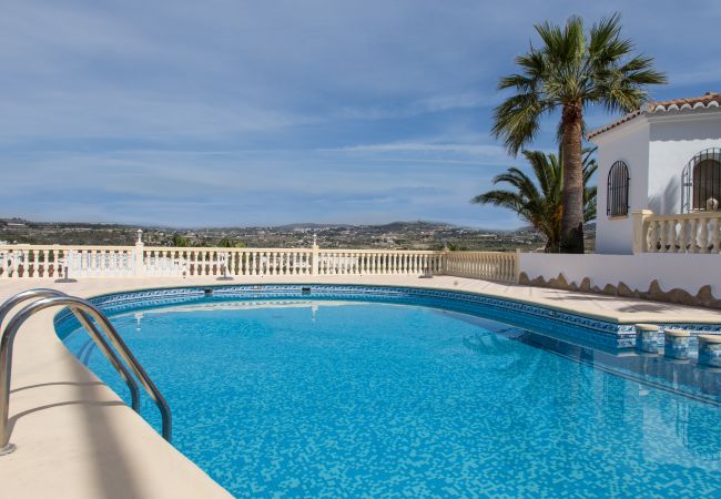 Casa adosada en Moraira - Villa en Moraira con chimenea y free Wifi Casa adosada en Moraira - Villa en Moraira con chimenea y free Wifi
