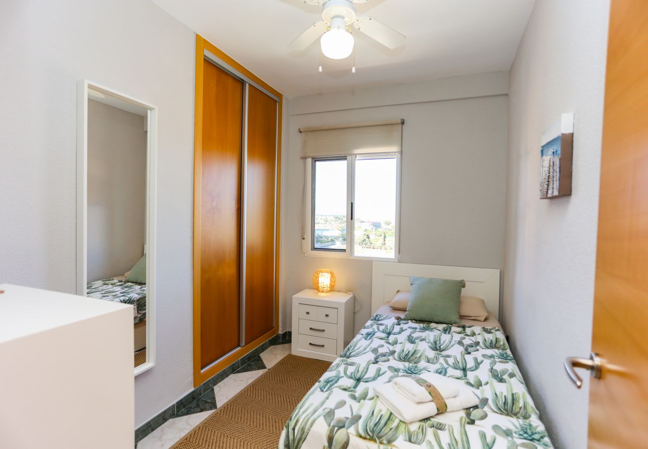 Apartamento en Sueca - Apartamento frente al mar 30min Valencia