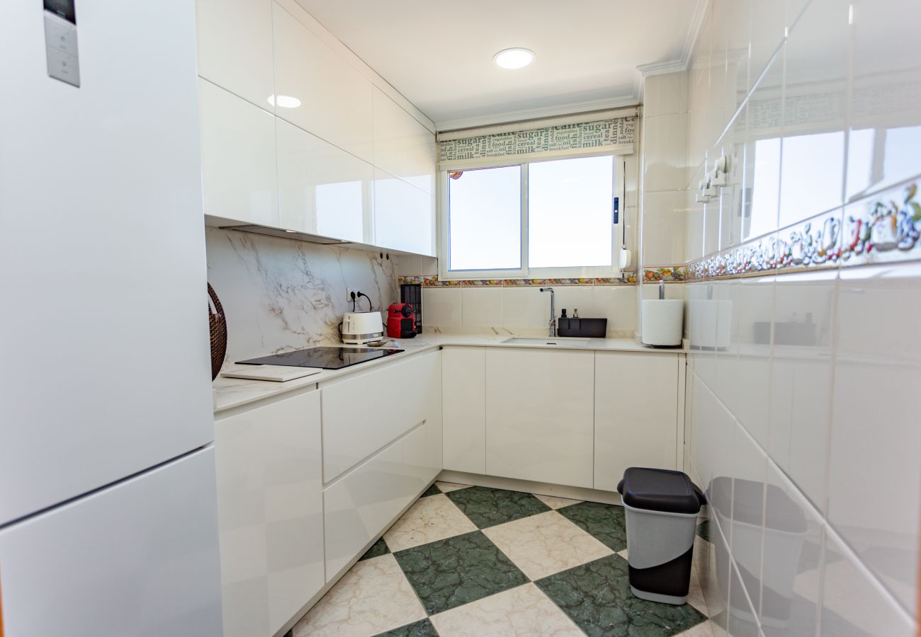 Apartamento en Sueca - Apartamento frente al mar 30min Valencia