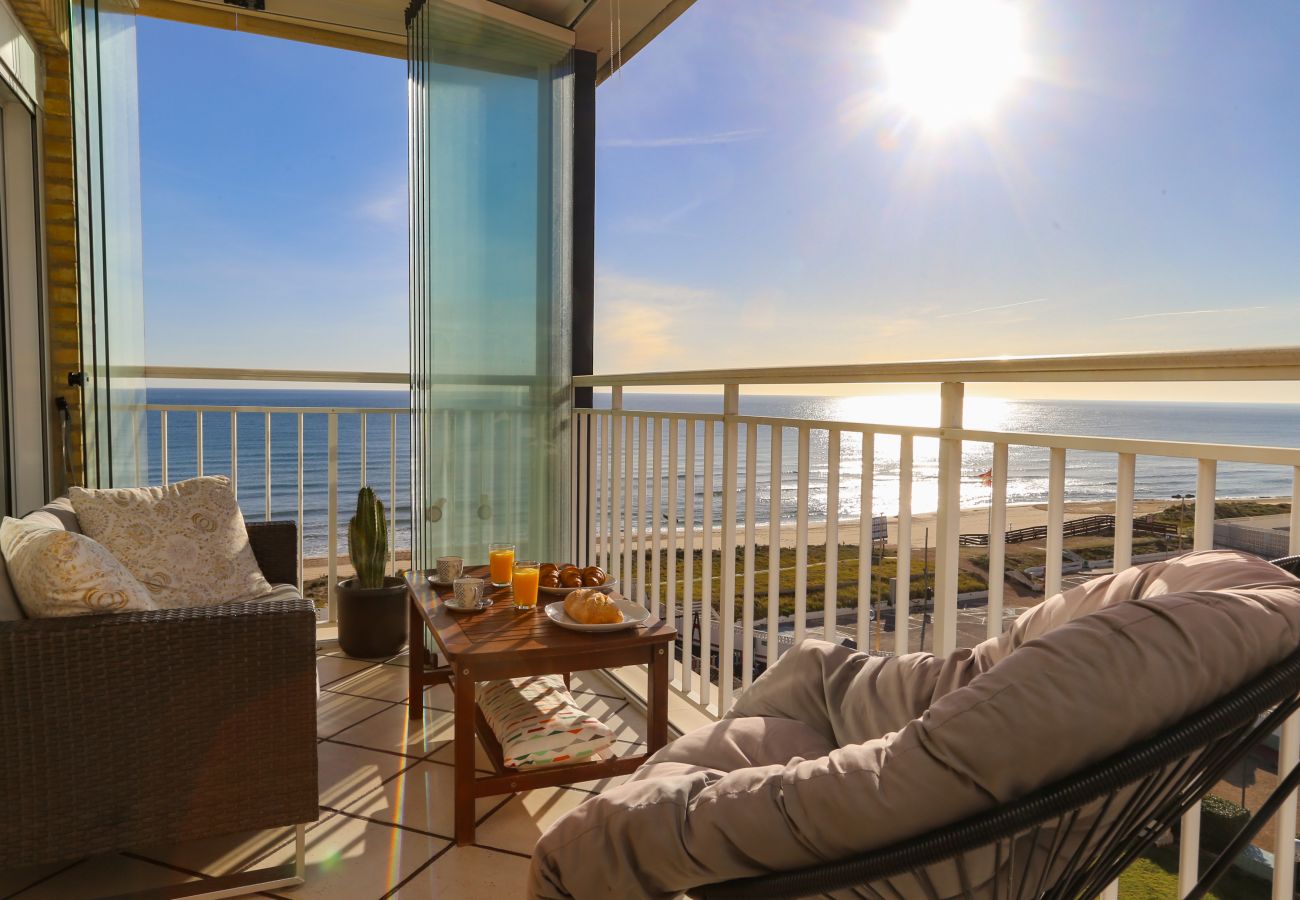 Apartamento en primera línea de playa a 30 min de Valencia