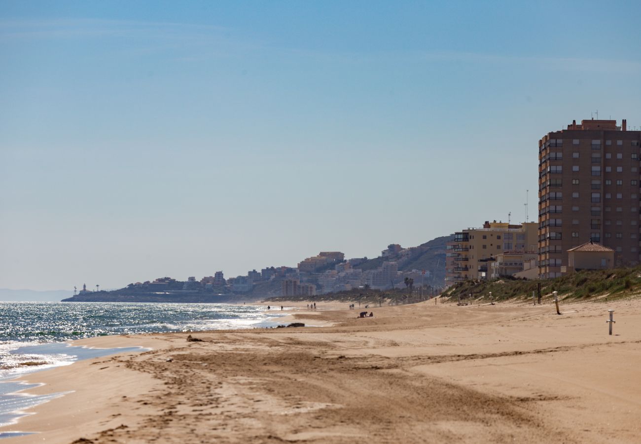 Apartamento en Sueca - Apartamento frente al mar 30min Valencia
