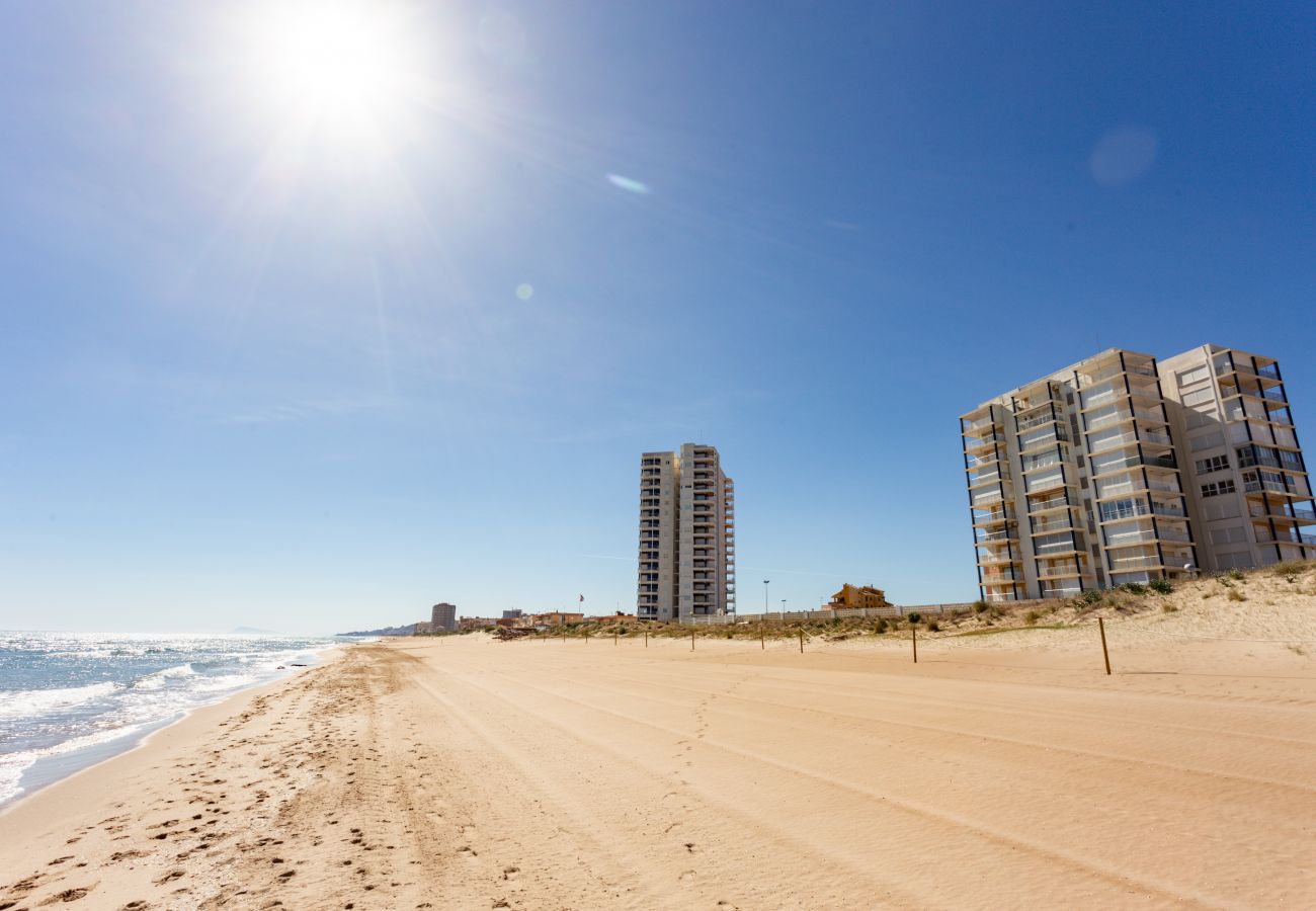 Apartamento en Sueca - Apartamento frente al mar 30min Valencia