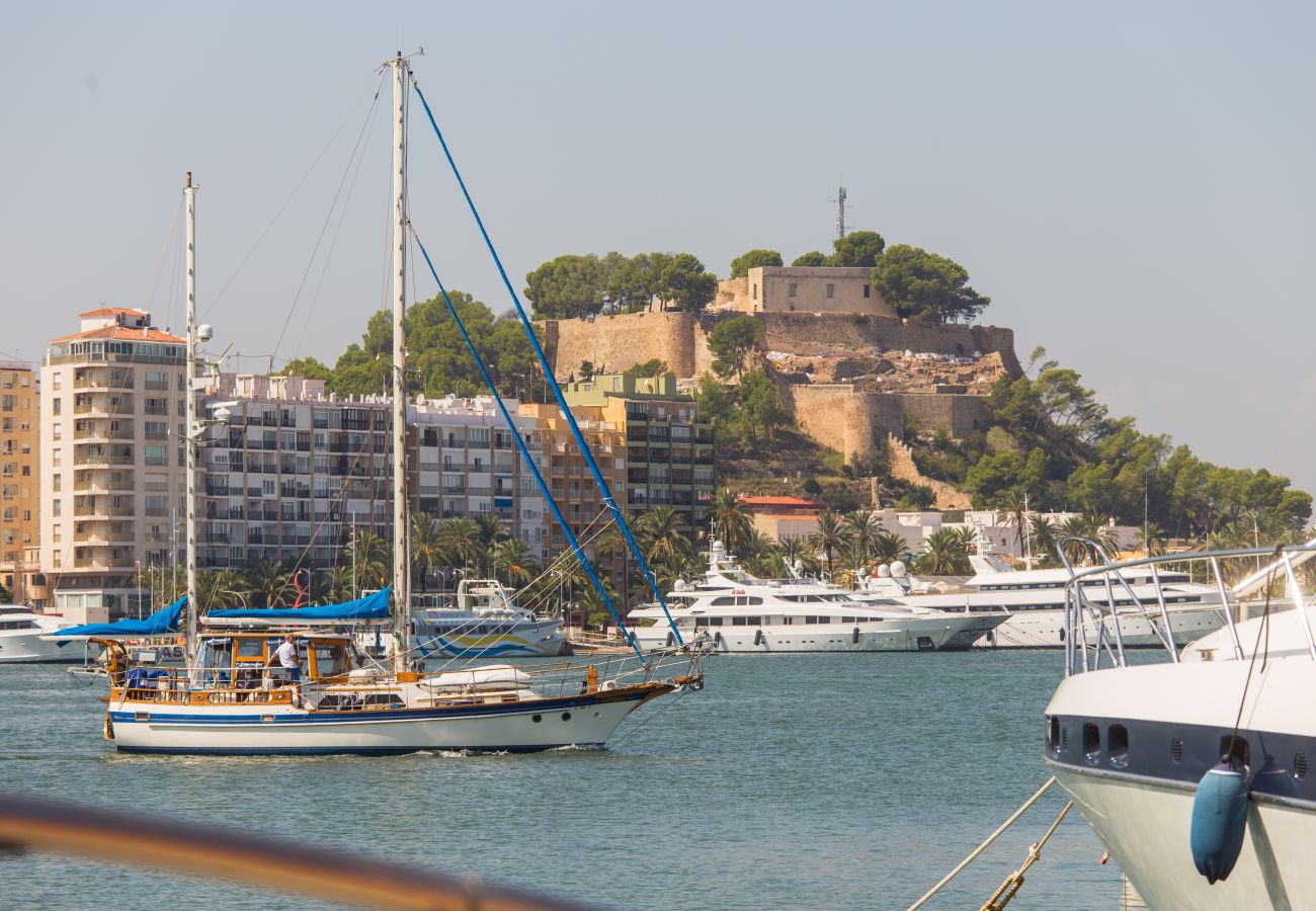 Apartment in Denia - Denia Apartment Marina Real