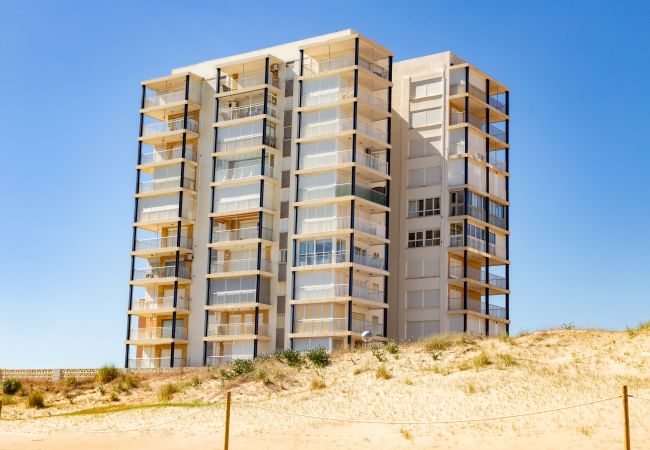 Apartment in Sueca - Beachfront Apartment 30min from Valencia