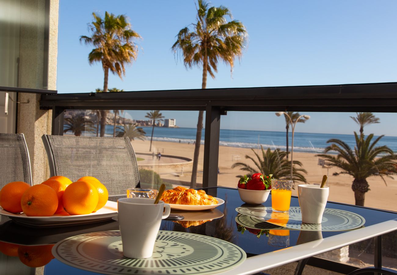Apartment in Cullera - Beachfront apartment Cullera Espacio MJ