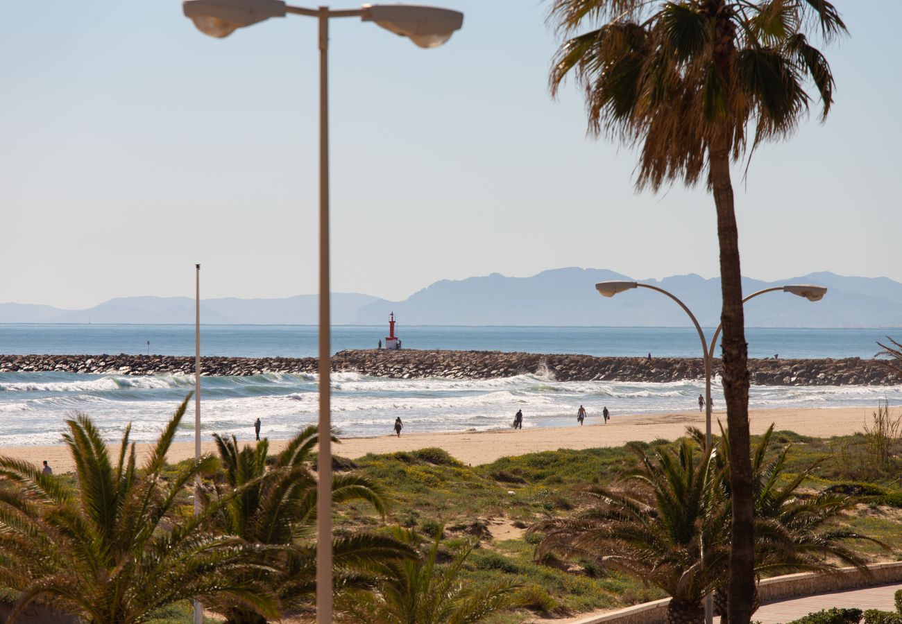 Apartment in Cullera - Beachfront apartment Cullera Espacio MJ