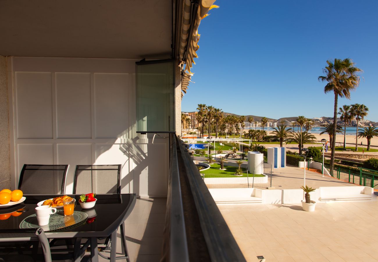 Apartment in Cullera - Beachfront apartment Cullera Espacio MJ