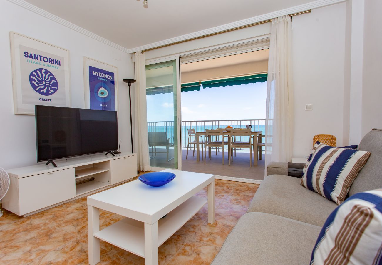 Apartment in Cullera - Cullera Beachfront Terrace Apartment