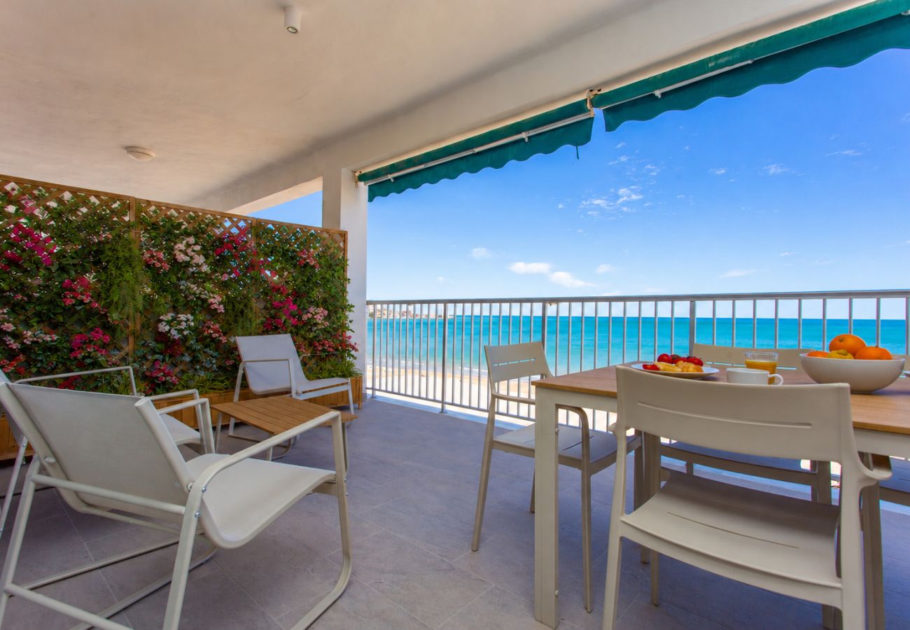 Appartement à Cullera - Cullera Beachfront Terrace Apartment